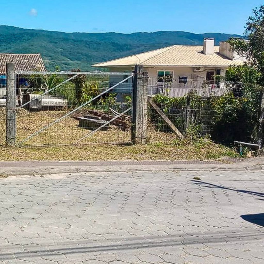 ff9c26f6-da1a-4e81-b627-45d4254d62c4